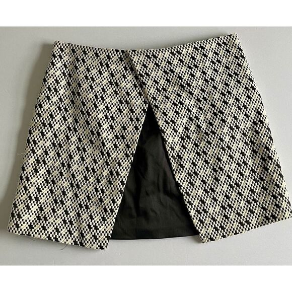 River Island Trendy Ivory Black Print Split Front Skirt Women's Size US XS UK 8 - Picture 2 of 12